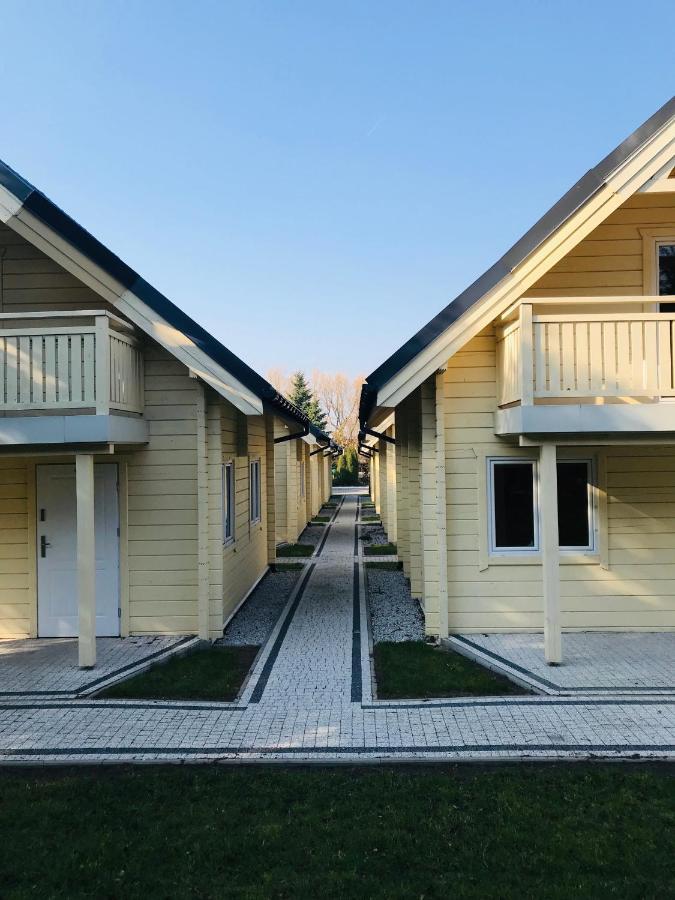 Domki Letniskowe Azalia Ustronie Morskie Ngoại thất bức ảnh